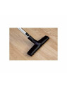 Nettoyage parquet avec une brosse pour sols lisses